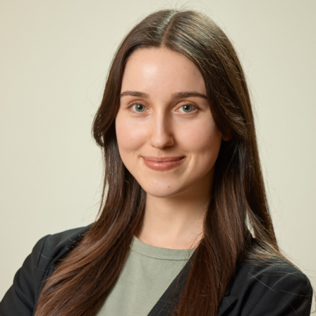 Portraitfoto von Eva-Maria Polz, BSc MA