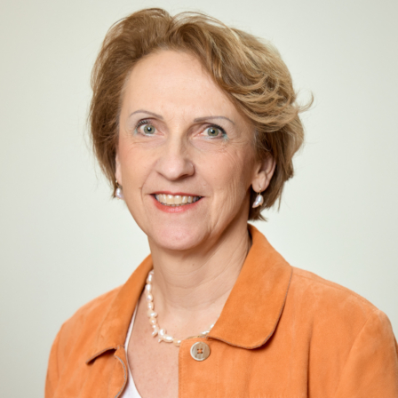 Portraitfoto von Karin Spiesz