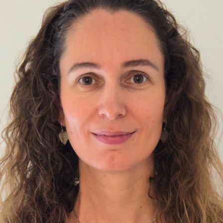 Portraitfoto von Dr.in techn. Nicole Artner, BSc BSc MSc 